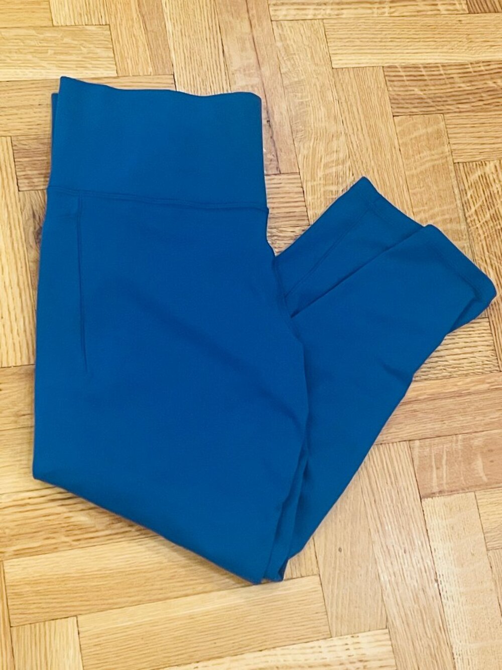 ATHLETA~Salution Stash Pocket High Rise Leggings
